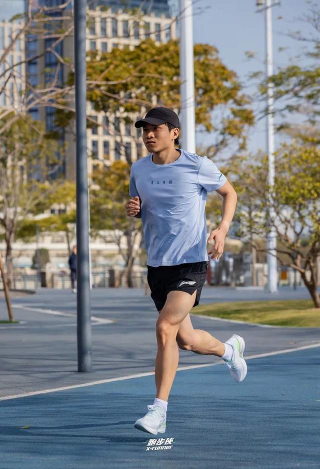 生活 从“轻”定义b体育入口运动 or(图1)