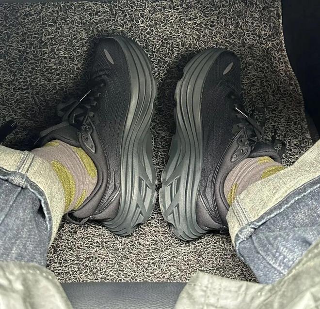 老了上千元一双的HOKA们上位了必一运动