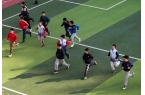 录青少年国产跑鞋市场调查必一b体育app